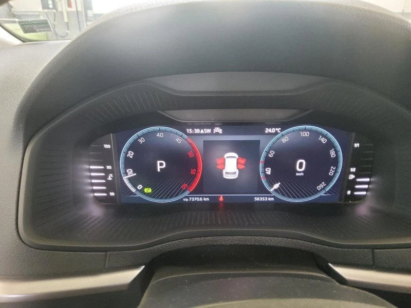 Skoda Karoq 2.0 TDI Ambition, снимка 7 - Автомобили и джипове - 55347620