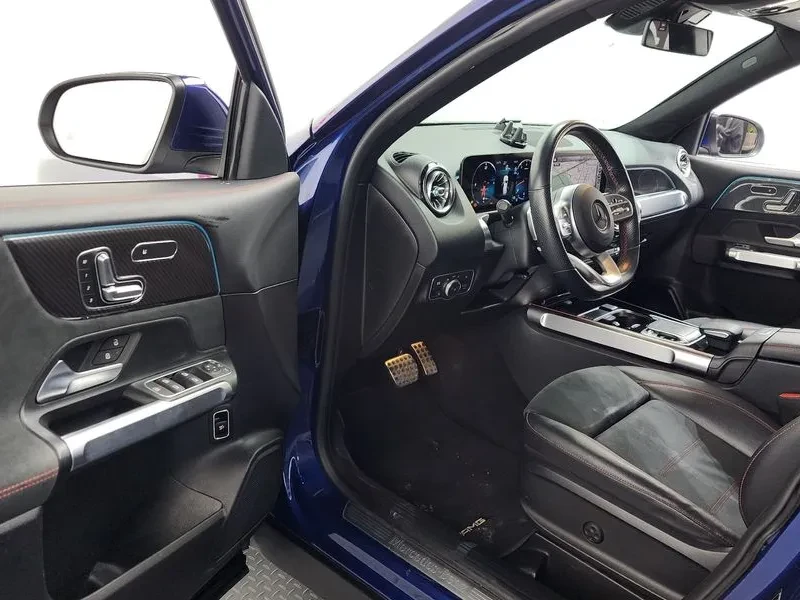 Mercedes-Benz GLB 4Matic, снимка 10 - Автомобили и джипове - 55785717