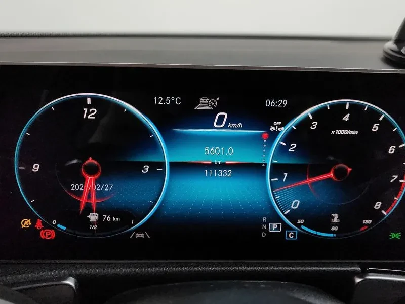 Mercedes-Benz GLB 4Matic, снимка 8 - Автомобили и джипове - 55785717