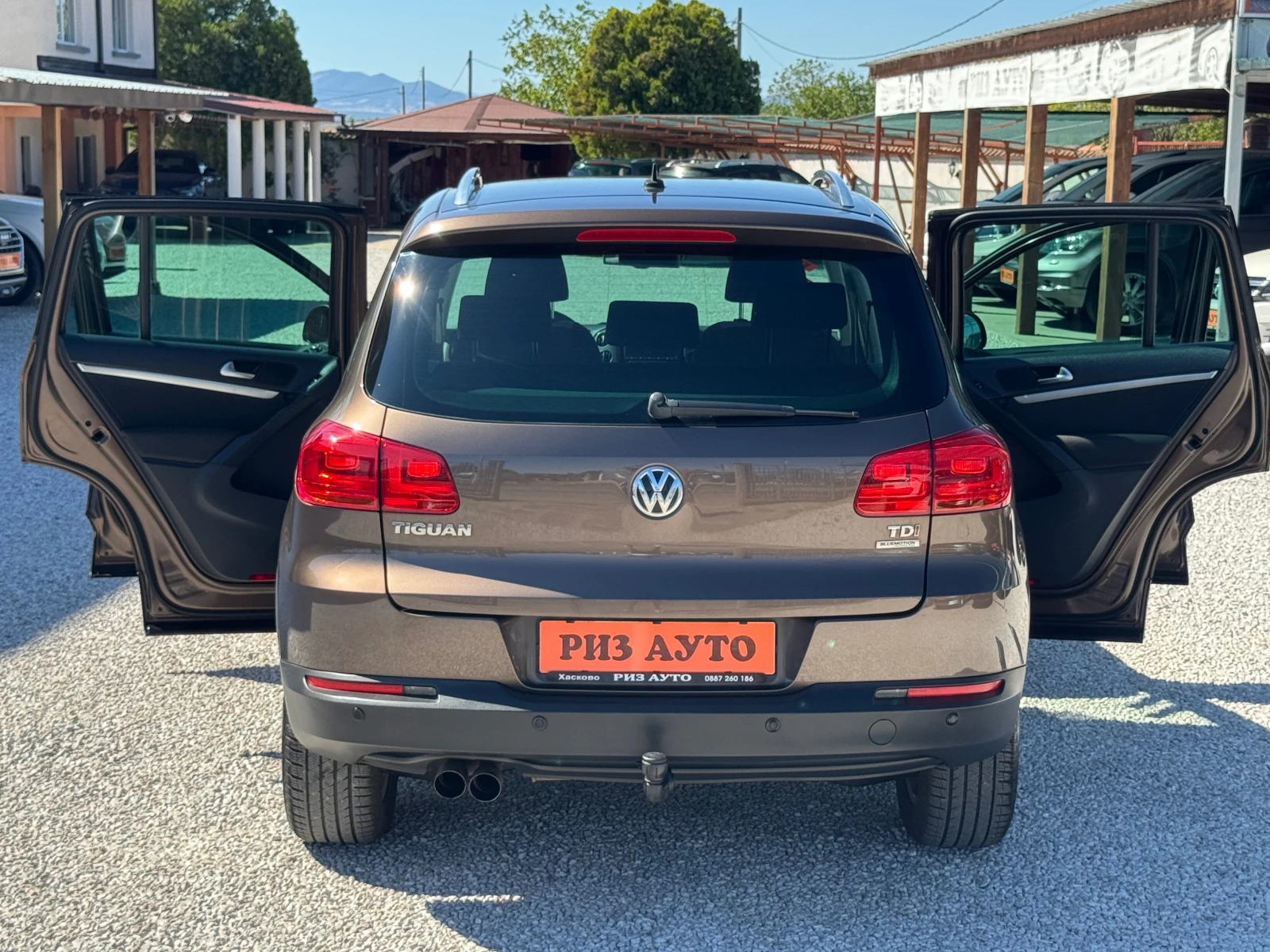 VW Tiguan 2.0TDI* LED* * NAVI* MULTI VOLAN* 6sk* PARKASISTAN - изображение 8