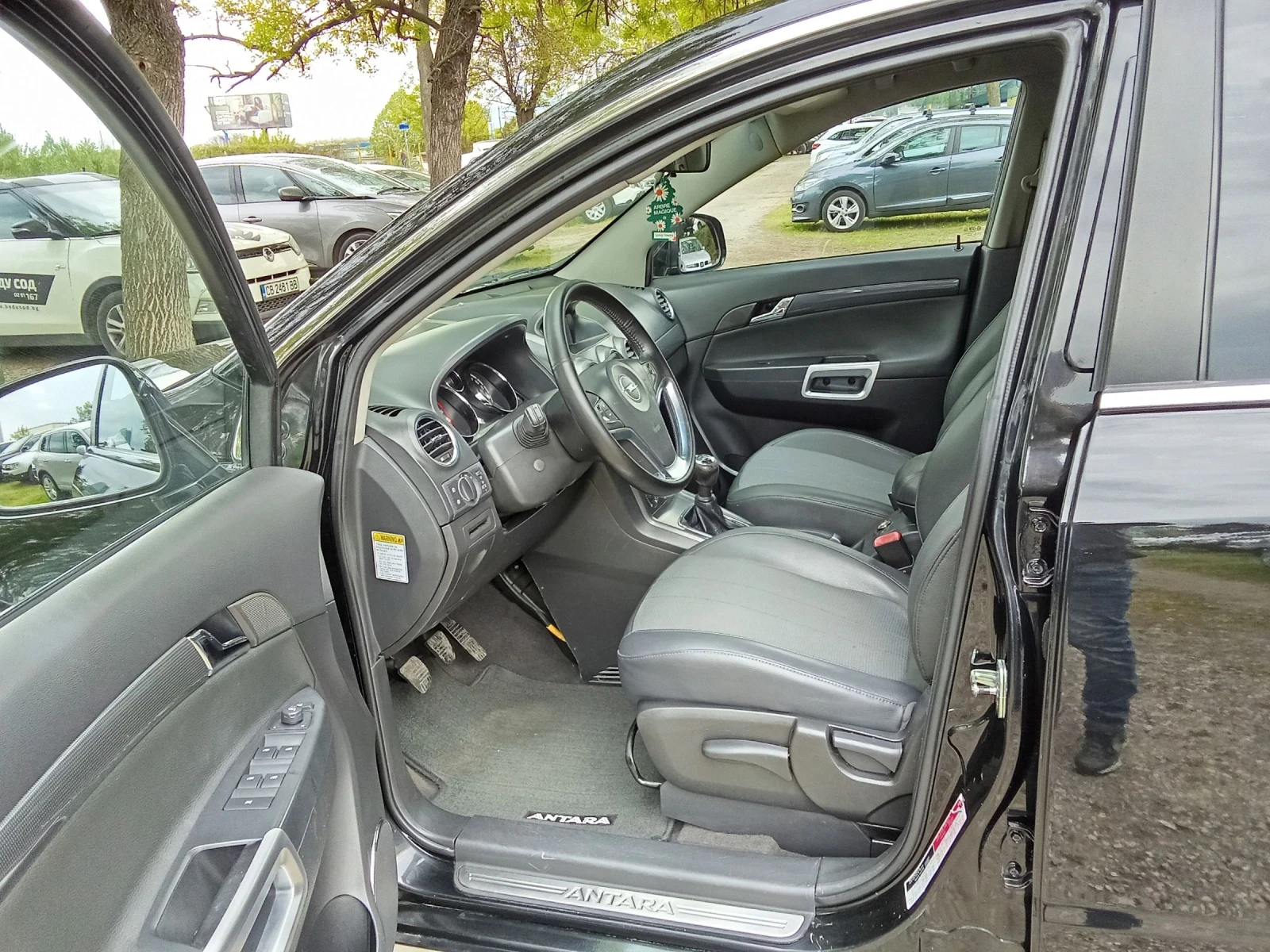 Opel Antara 2.0CDTI-4X4-КОЖА-КАМЕРА, снимка 10 - Автомобили и джипове - 54370157