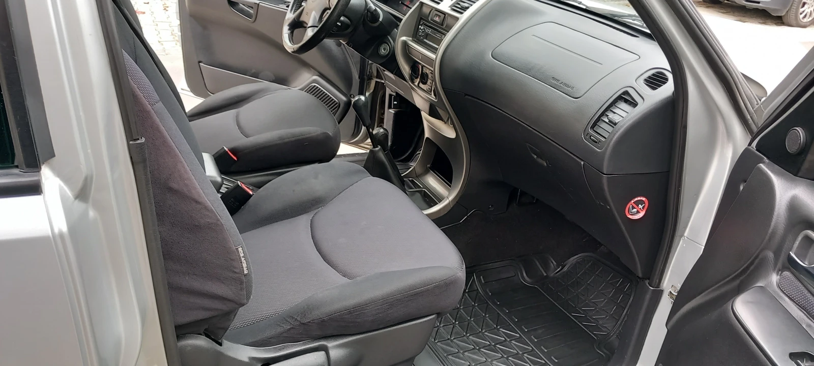Nissan Terrano 2- 3, 0 TDI, снимка 10 - Автомобили и джипове - 54737795