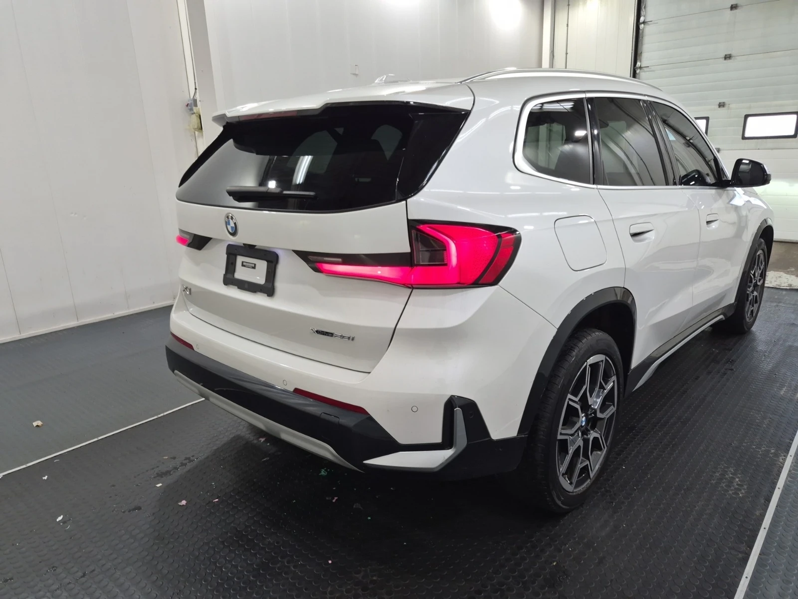 BMW X1 28I * * HEAD UP * * CARFAX * * АВТО КРЕДИТ * * , снимка 3 - Автомобили и джипове - 55214280