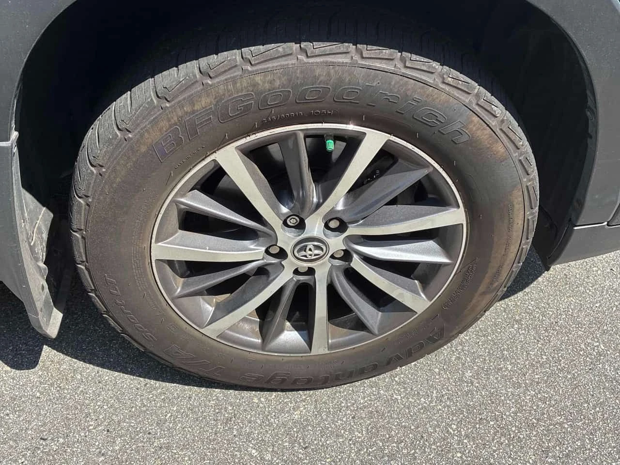 Toyota Highlander XLE | CARFAX | АВТОКРЕДИТ БЕЗ ПЪРВОНАЧАЛНА ВНОСКА, снимка 6 - Автомобили и джипове - 55396889