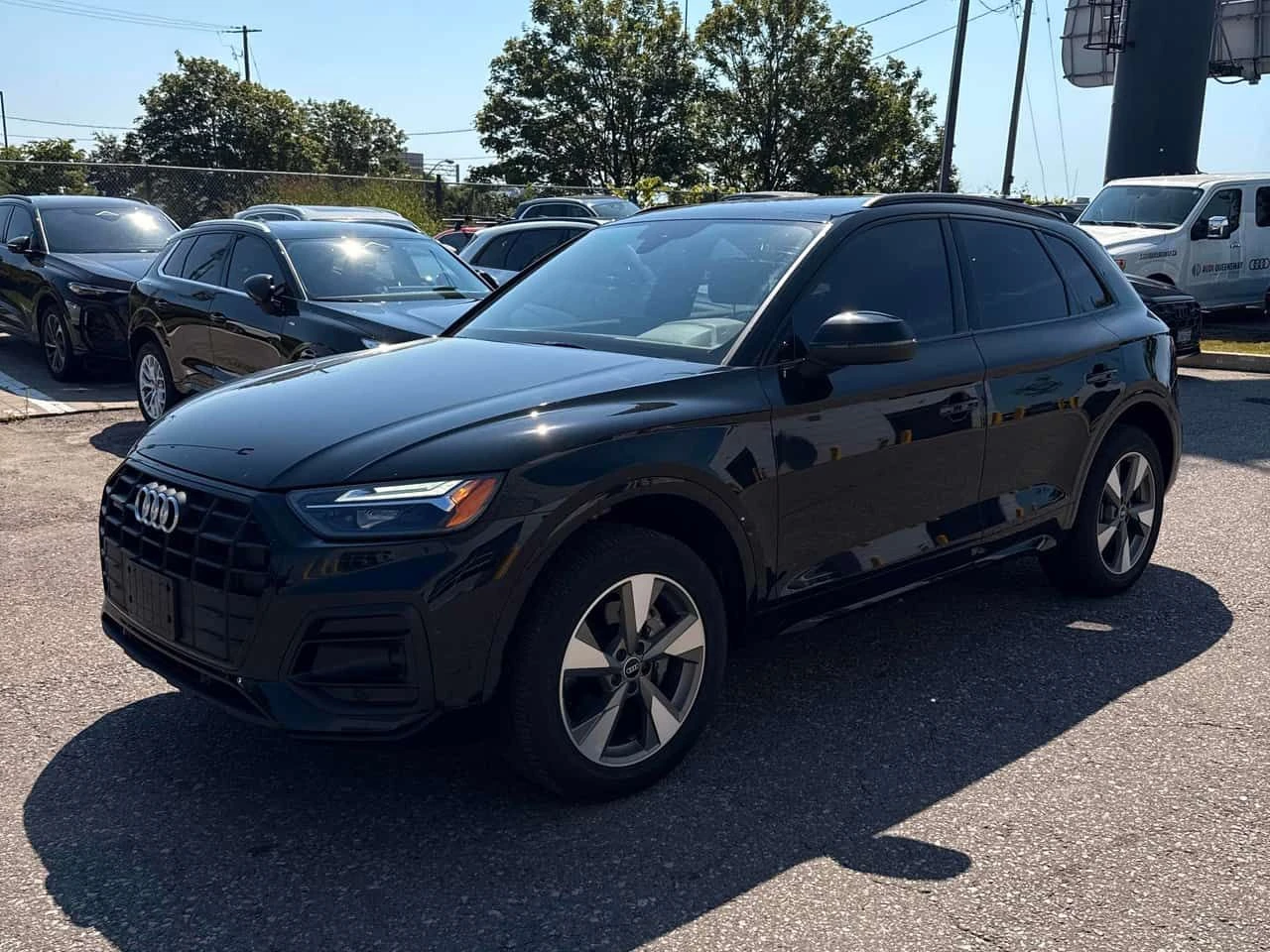 Audi Q5 QUATTRO * ГЛАВНО ПРЕДСТАВИТЕЛСТВО НА AUDI* 