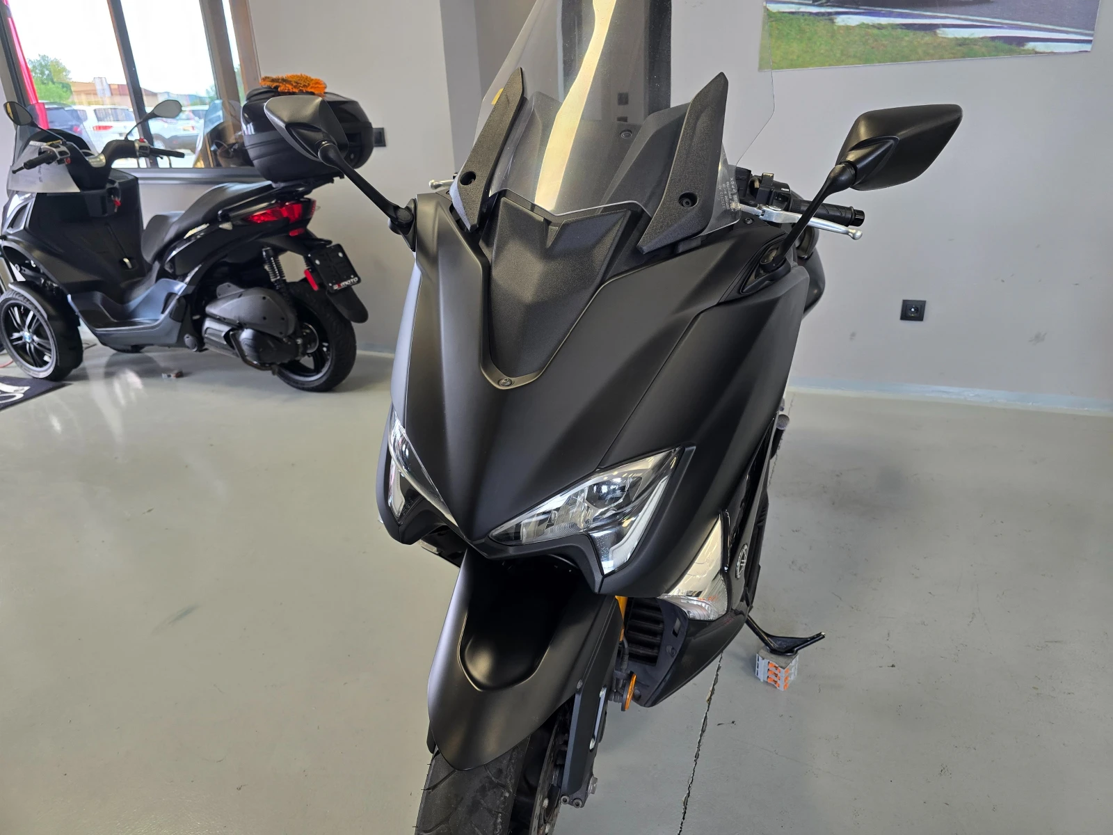 Yamaha T-max 530ie, ABS-TCS, 2018г., снимка 8 - Мотоциклети и мототехника - 56104051
