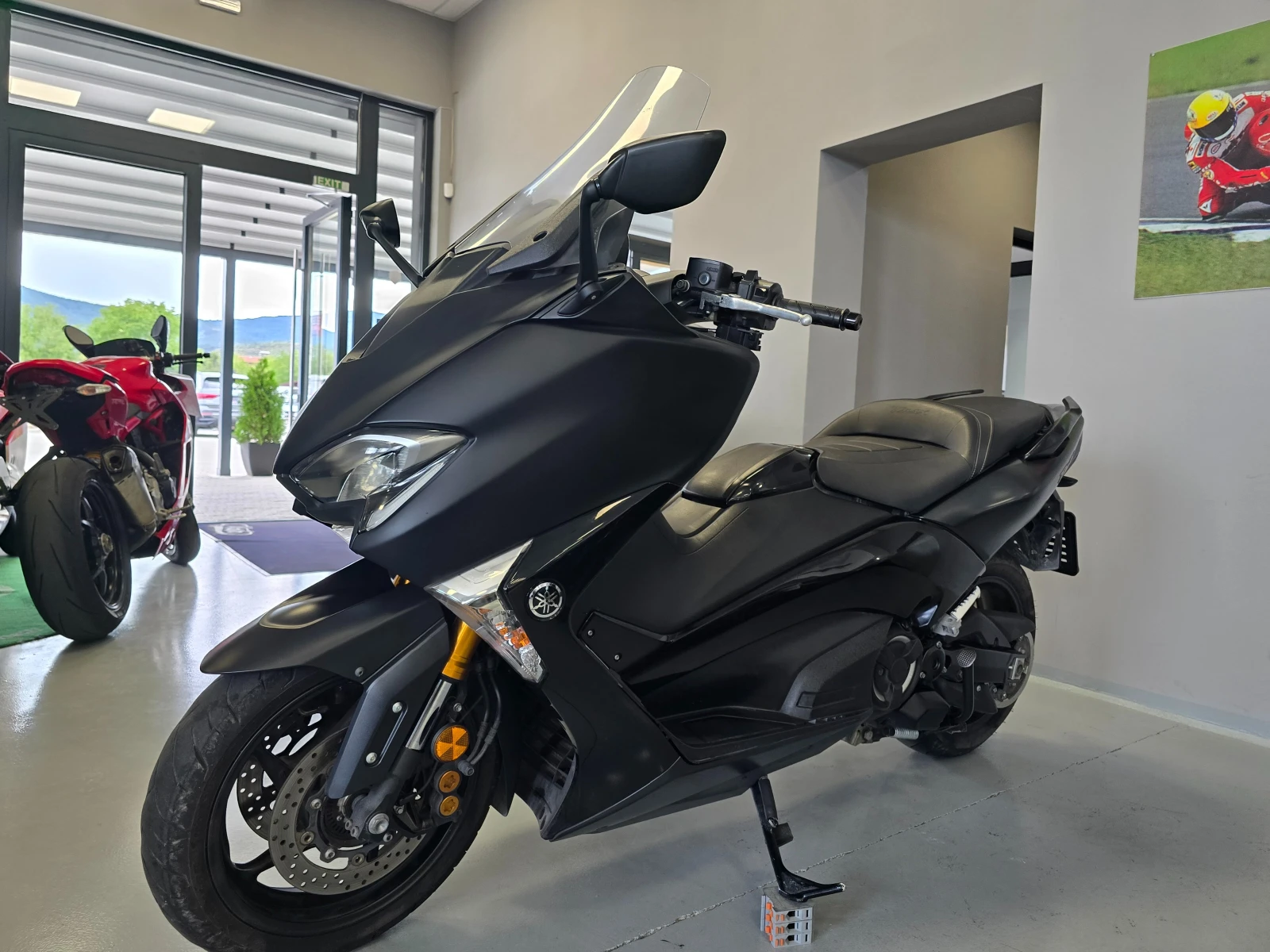 Yamaha T-max 530ie, ABS-TCS, 2018г., снимка 6 - Мотоциклети и мототехника - 56104051