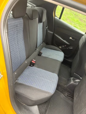 Peugeot 208, снимка 9