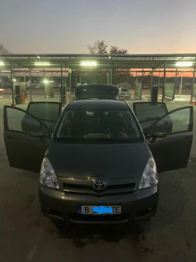 Toyota Corolla verso, снимка 7