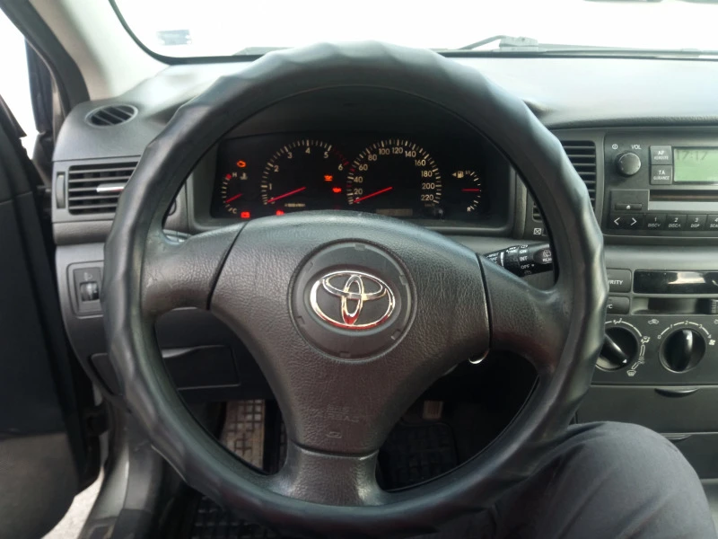 Toyota Corolla 2.0 d4d, снимка 9 - Автомобили и джипове - 47146552