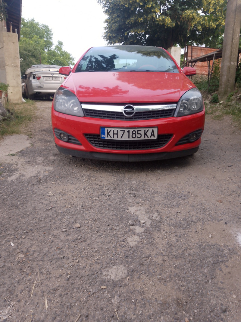 Opel Astra, снимка 1 - Автомобили и джипове - 46356937