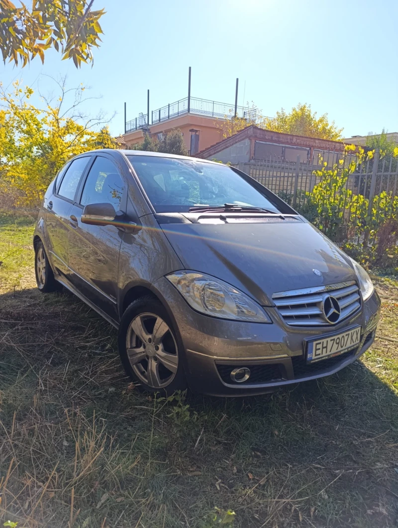 Mercedes-Benz A 180 Навигация, 6 скорости, климатик! , снимка 7 - Автомобили и джипове - 48062202