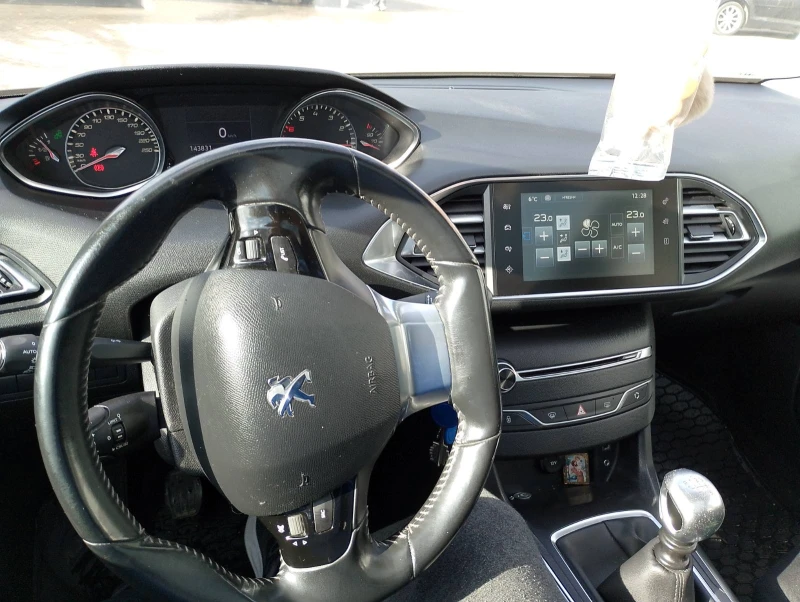 Peugeot 308 Allure - Панорама, снимка 6 - Автомобили и джипове - 48614920