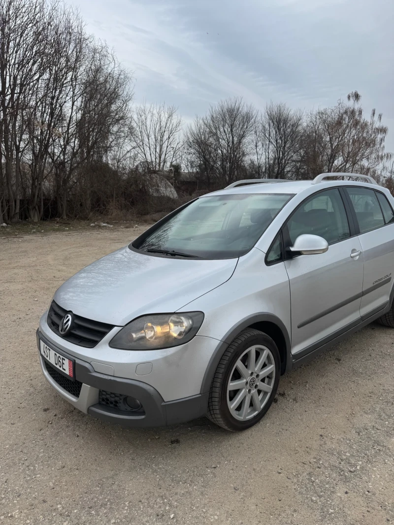 VW Golf Plus Cross, снимка 3 - Автомобили и джипове - 49564733