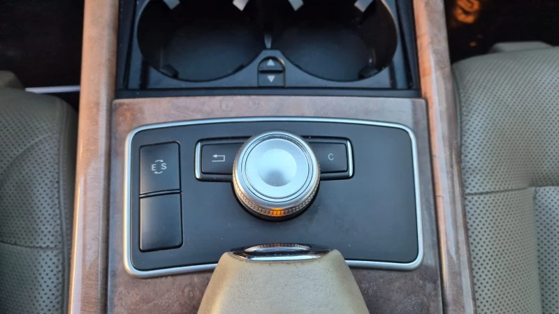 Mercedes-Benz E 350 E350, снимка 11 - Автомобили и джипове - 52728008
