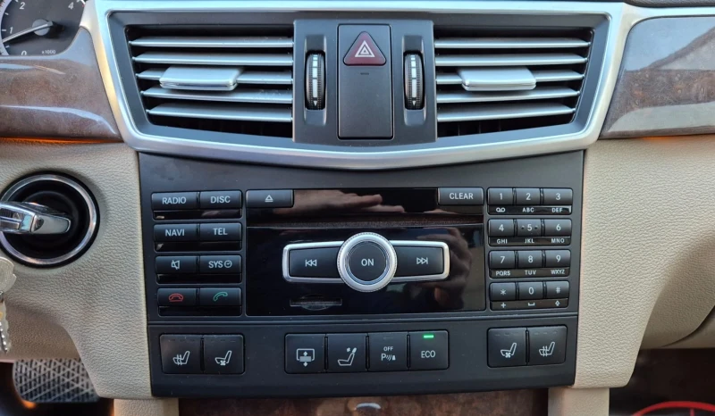 Mercedes-Benz E 350 E350, снимка 10 - Автомобили и джипове - 52728008