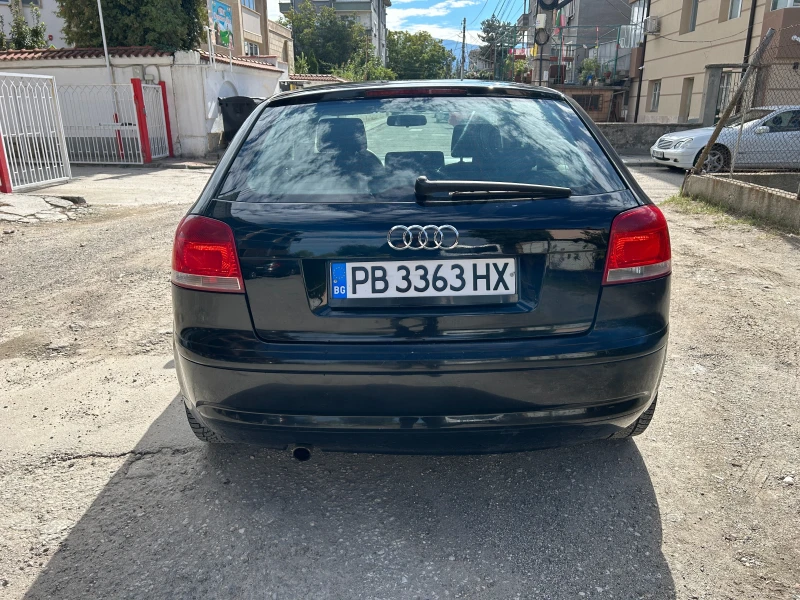 Audi A3 1.6 Sportback Бензин, снимка 8 - Автомобили и джипове - 52500190