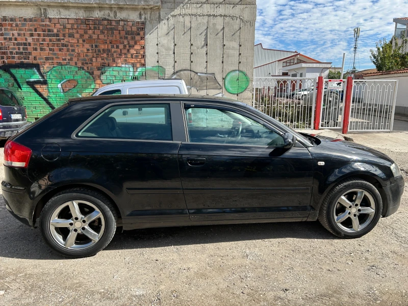 Audi A3 1.6 Sportback Бензин, снимка 7 - Автомобили и джипове - 52500190