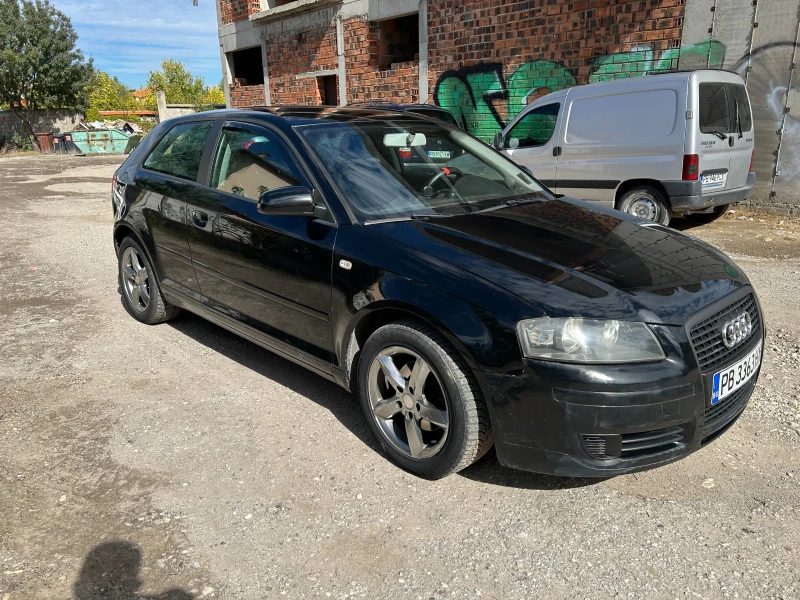 Audi A3 1.6 Sportback Бензин, снимка 2 - Автомобили и джипове - 52500190