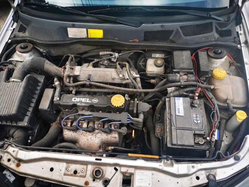 Opel Astra 1.6i 84hp, снимка 6 - Автомобили и джипове - 52696994