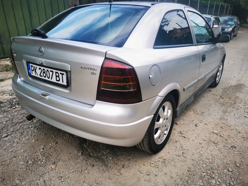 Opel Astra 1.6i 84hp, снимка 3 - Автомобили и джипове - 52696994
