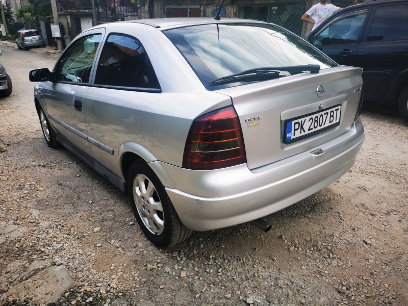 Opel Astra 1.6i 84hp, снимка 4 - Автомобили и джипове - 52696994
