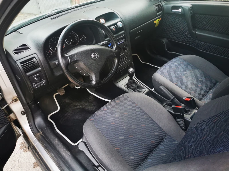 Opel Astra 1.6i 84hp, снимка 5 - Автомобили и джипове - 52696994