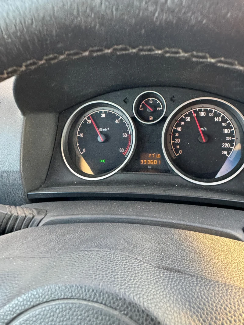 Opel Zafira, снимка 4 - Автомобили и джипове - 52906597