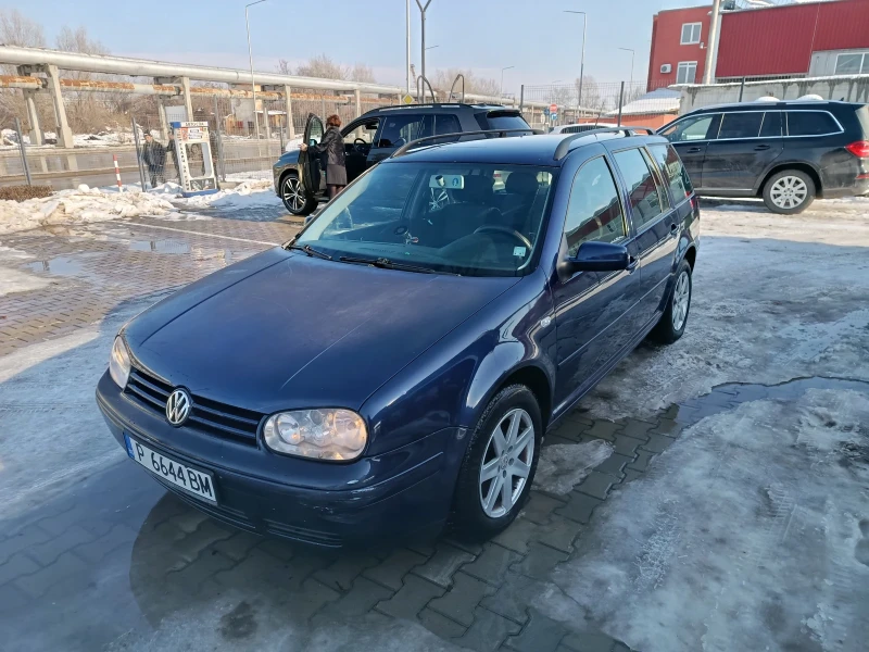 VW Golf, снимка 3 - Автомобили и джипове - 53108845