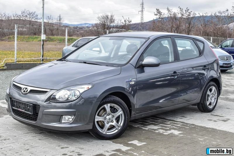 Hyundai I30, снимка 2 - Автомобили и джипове - 54046679