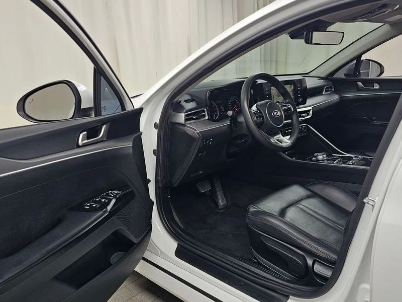 Kia K5 2.0 Automatic, снимка 6 - Автомобили и джипове - 55585894