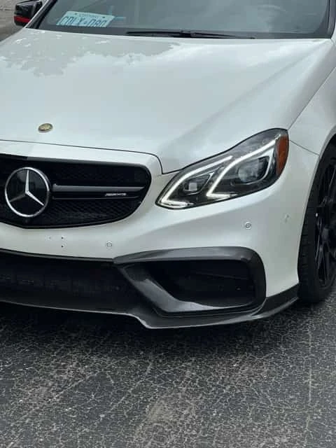 Mercedes-Benz E 63 AMG * S Model * CARFAX * БЕЗ ПЪРВОНАЧАЛНА ВНОСКА, снимка 17 - Автомобили и джипове - 56233438