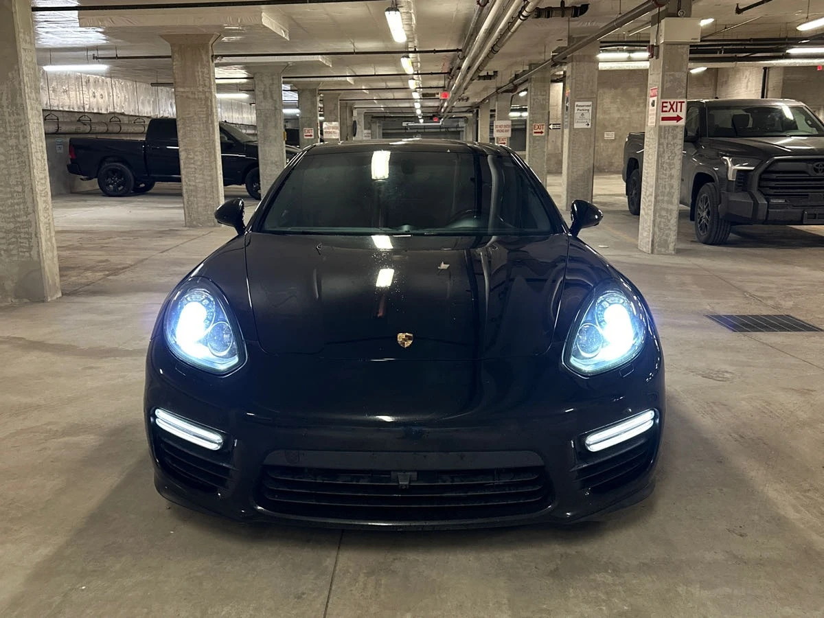 Porsche Panamera * * GTS* * CARFAX* * АВТОКРЕДИТ* * , снимка 1