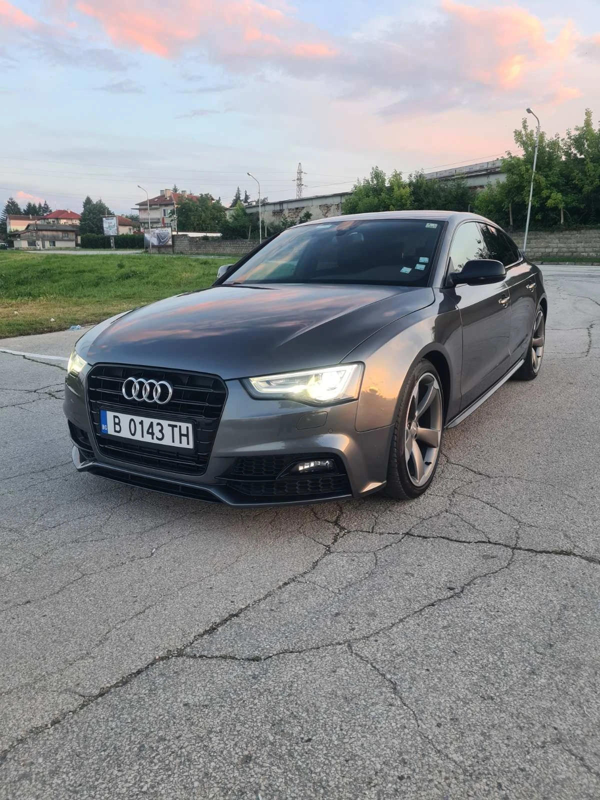 Audi A5 S-Line 1.8 TFSI - изображение 2