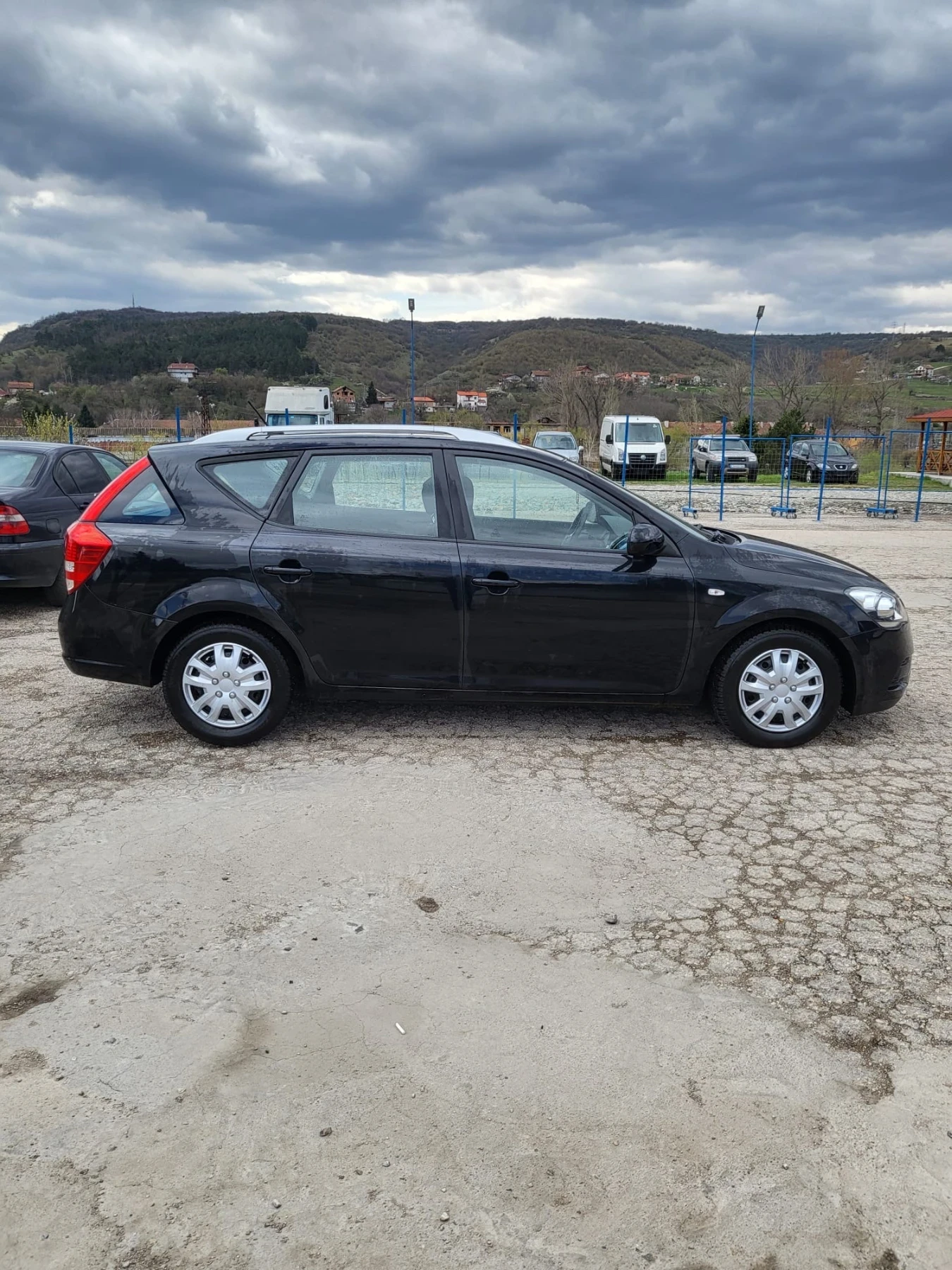 Kia Ceed 1.6crdi euro 5A - изображение 7