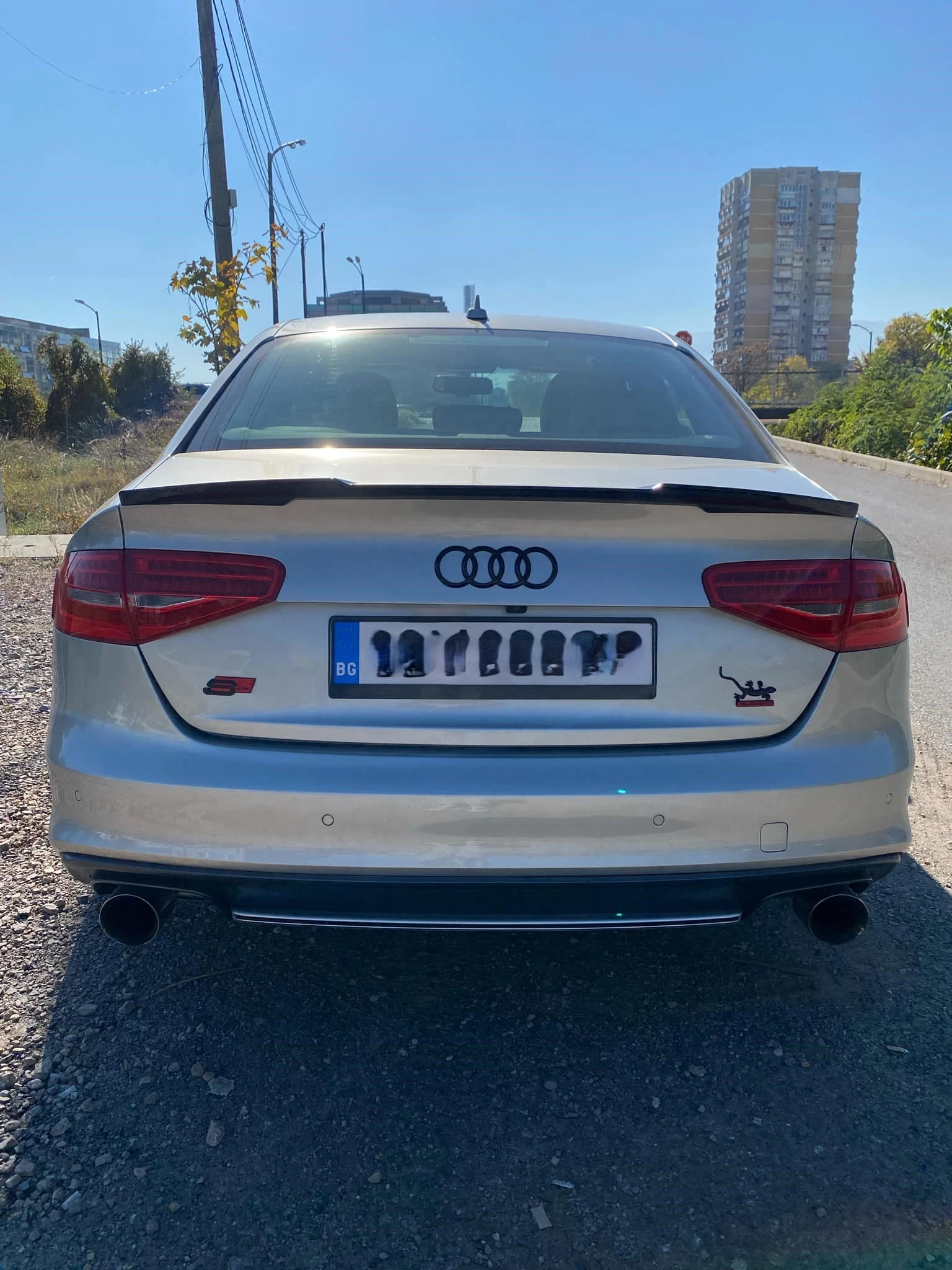 Audi A4 2TFSI Quattro S-Line - изображение 6