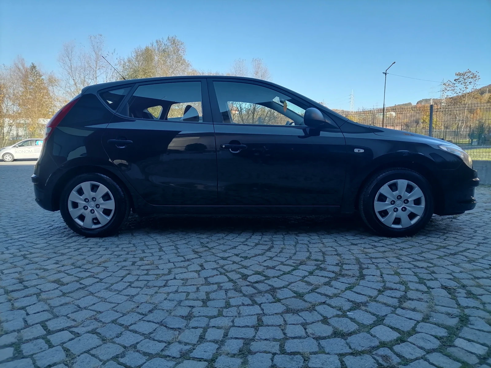 Hyundai I30 1.4i ОТЛИЧНА!  - изображение 6