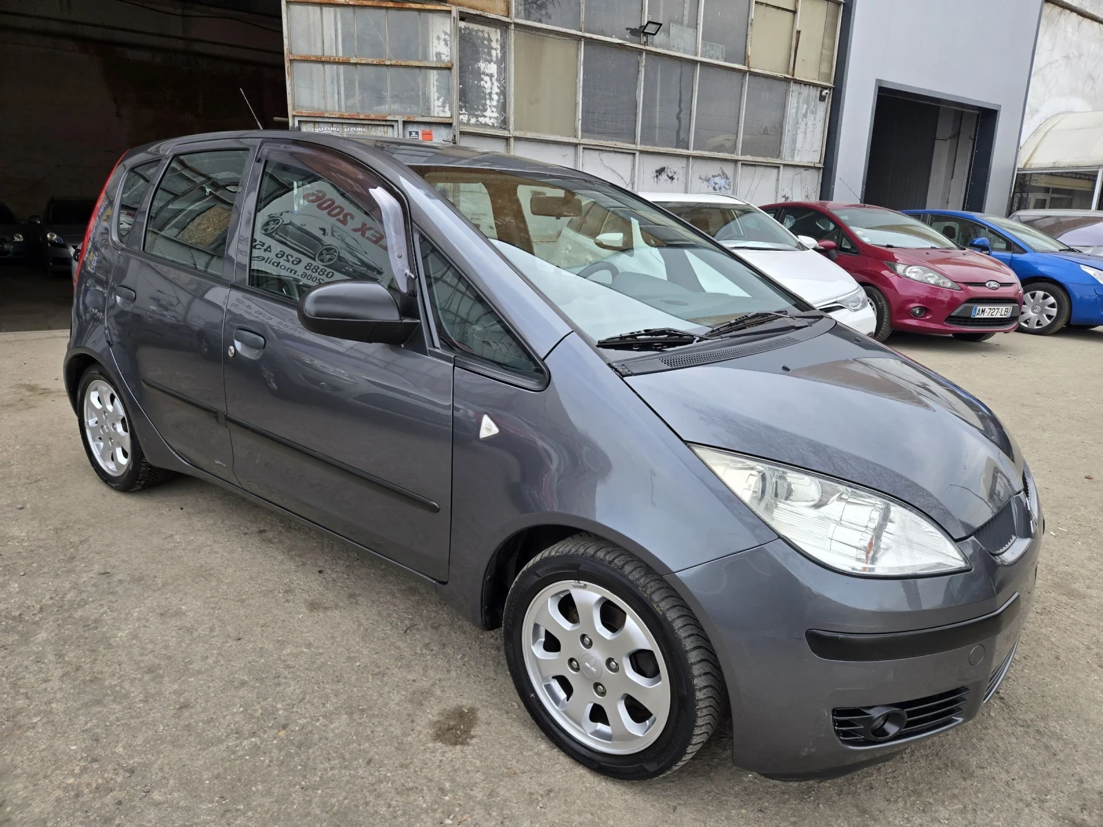 Mitsubishi Colt  - изображение 2