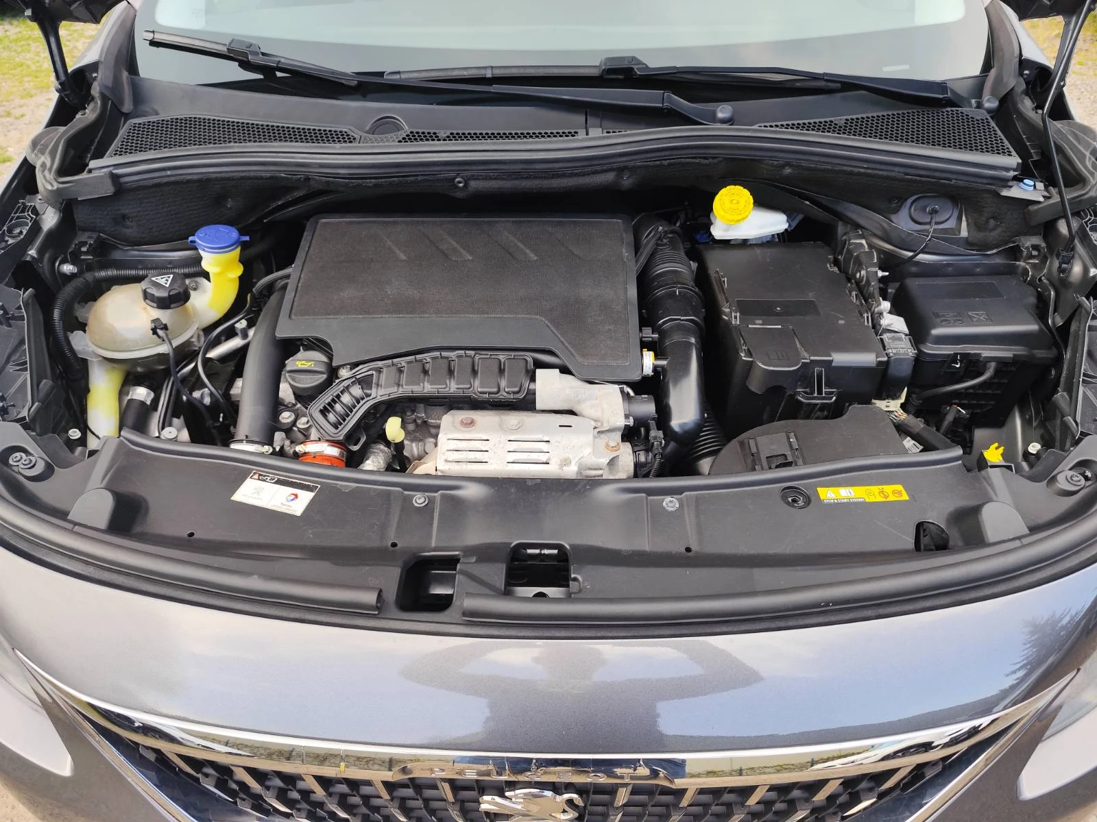 Peugeot 2008 1.2 PureTech Allure, 110 . | Mobile.bg   15