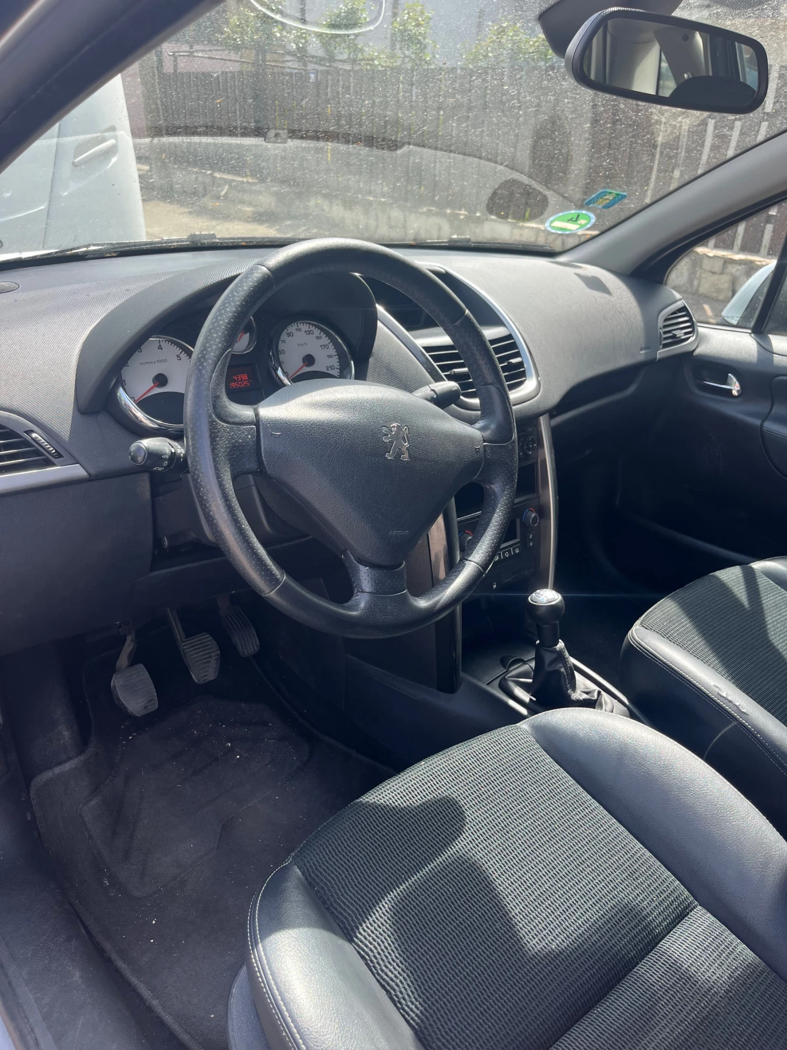 Peugeot 207 SW - изображение 9