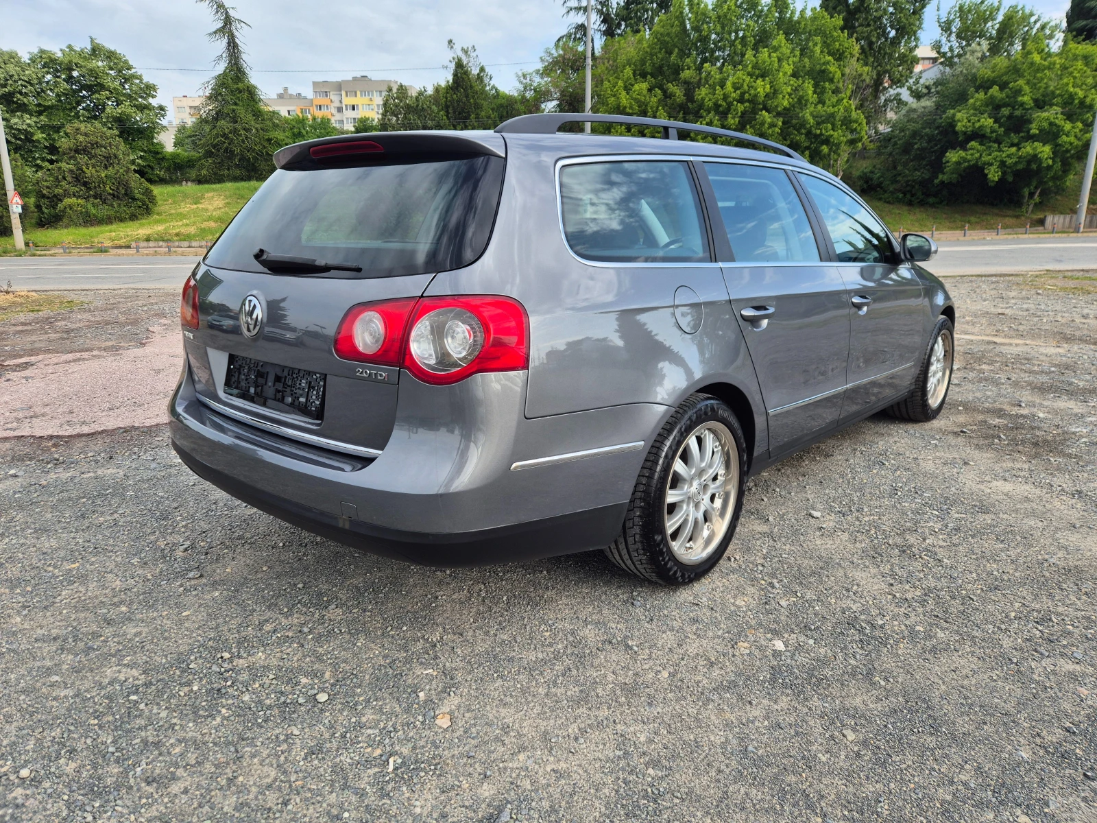 VW Passat 2.0TDI - изображение 5