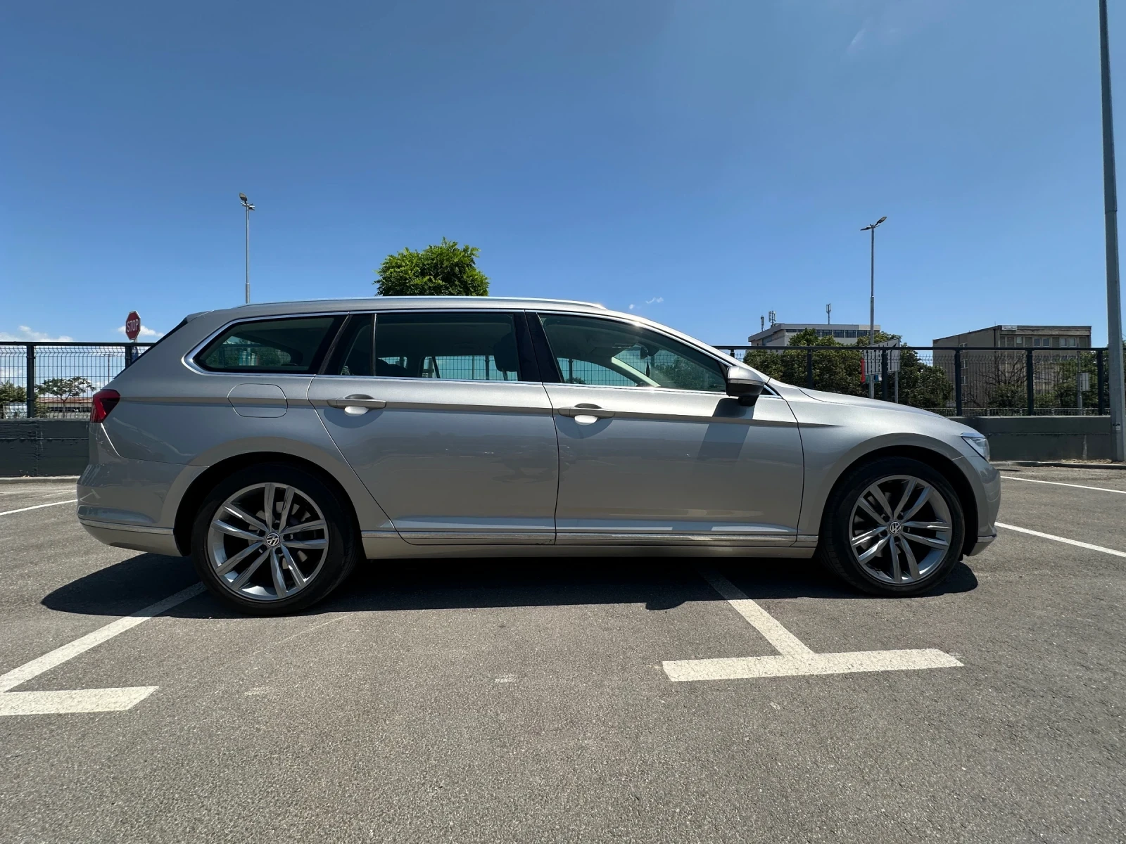 VW Passat 2.0 TDI Highline!Digital!Keyless! - изображение 7
