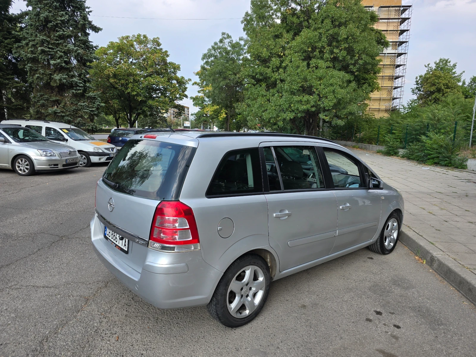 Opel Zafira  - изображение 2
