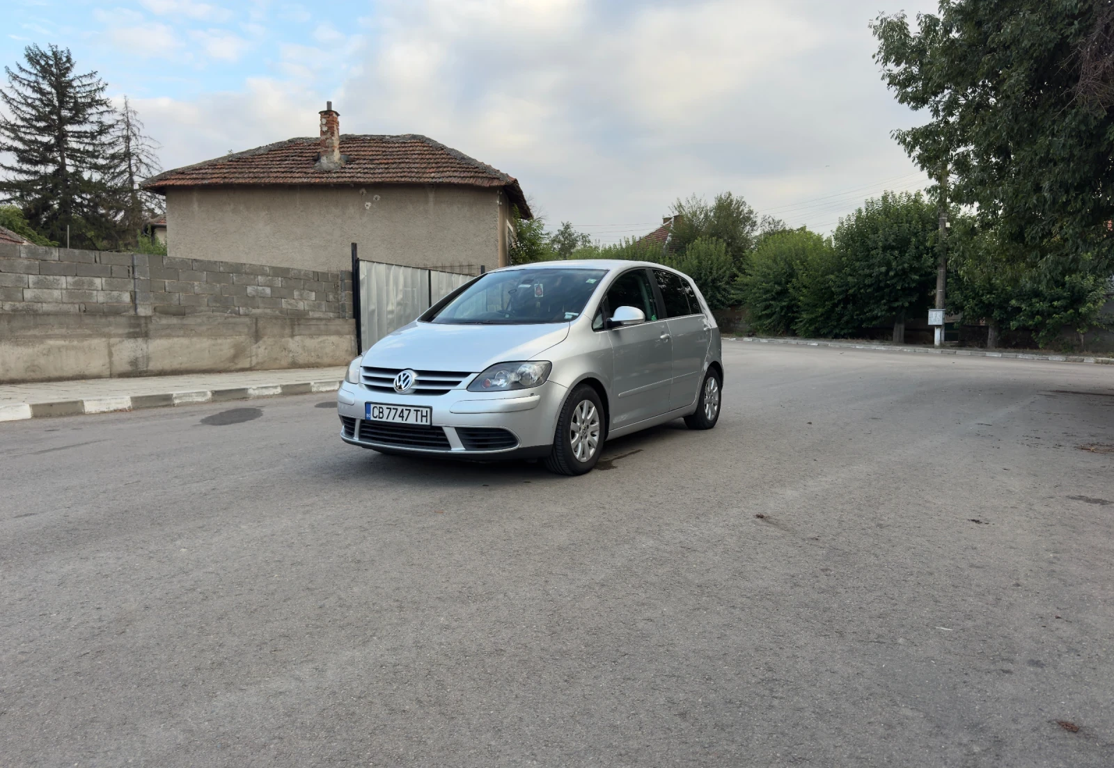 VW Golf Plus 1.9 TDI Десен волан - изображение 2