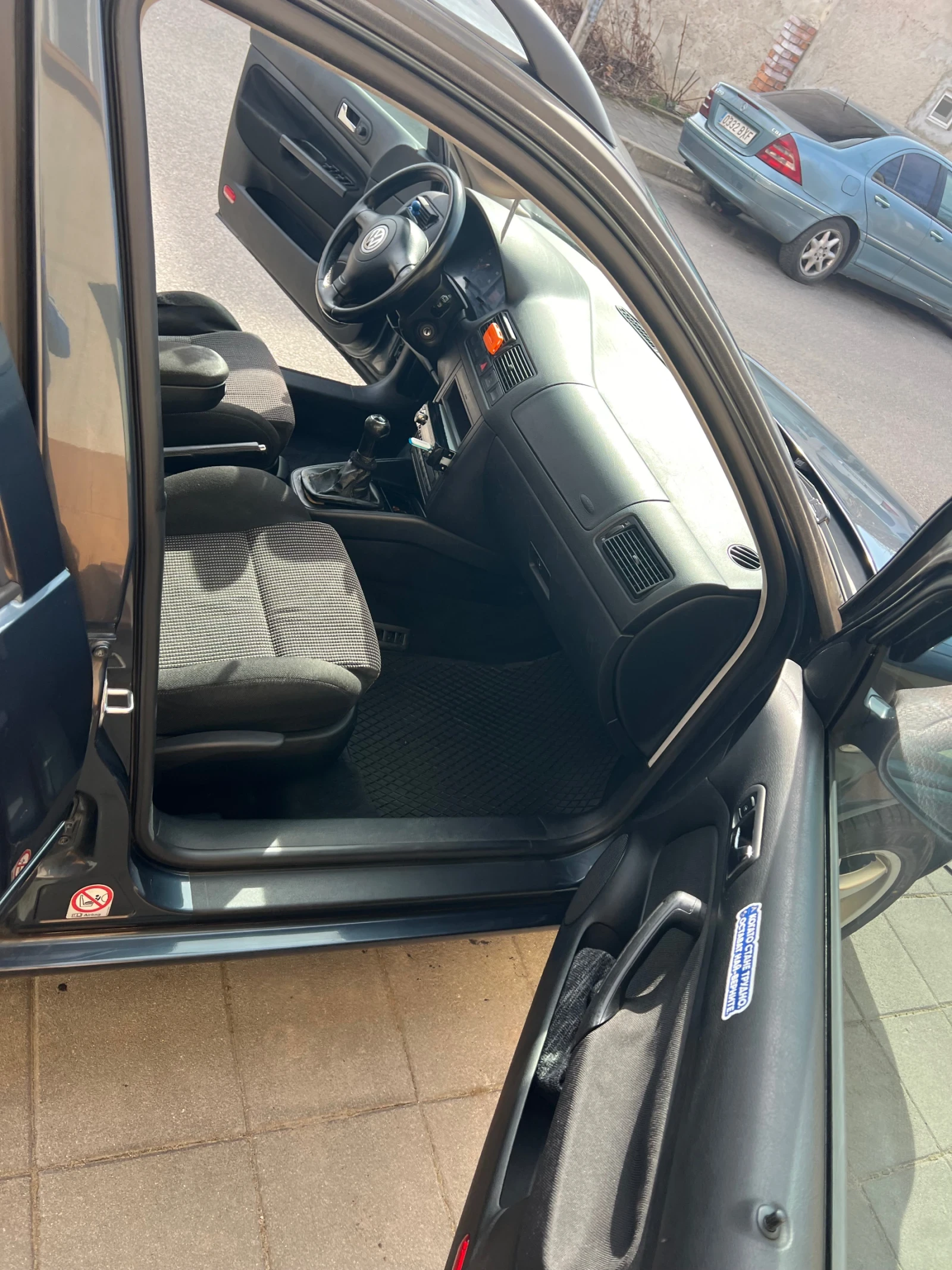 VW Golf 1.6 105 - изображение 7