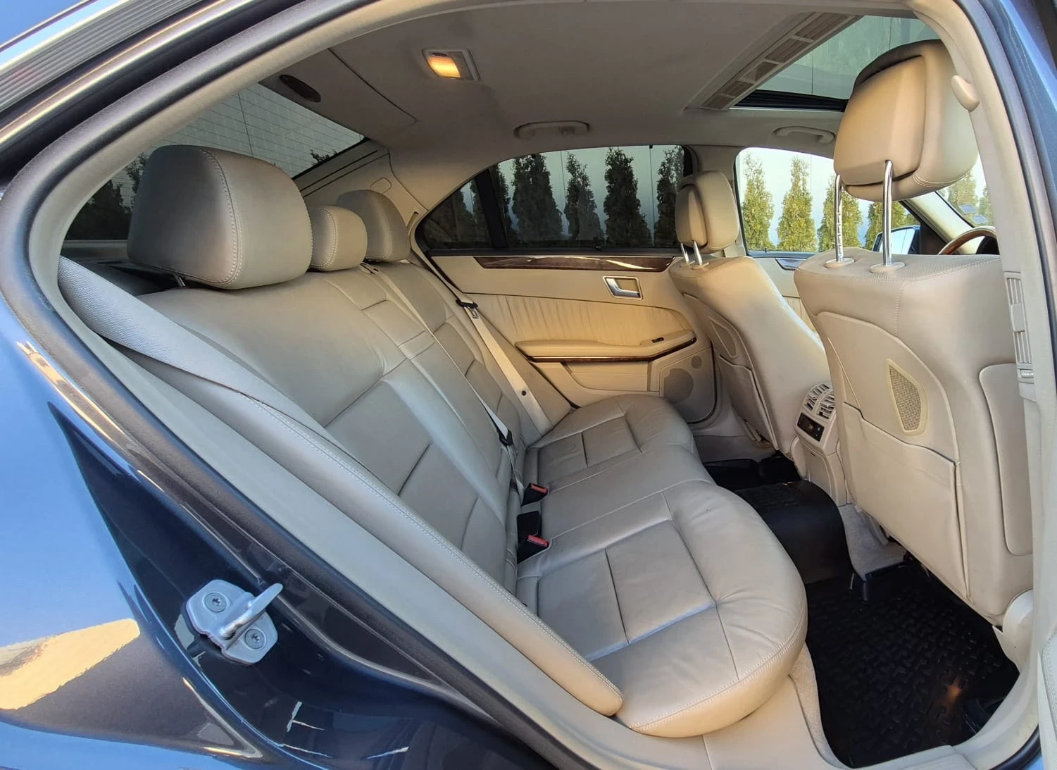 Mercedes-Benz E 350 E350 - изображение 9