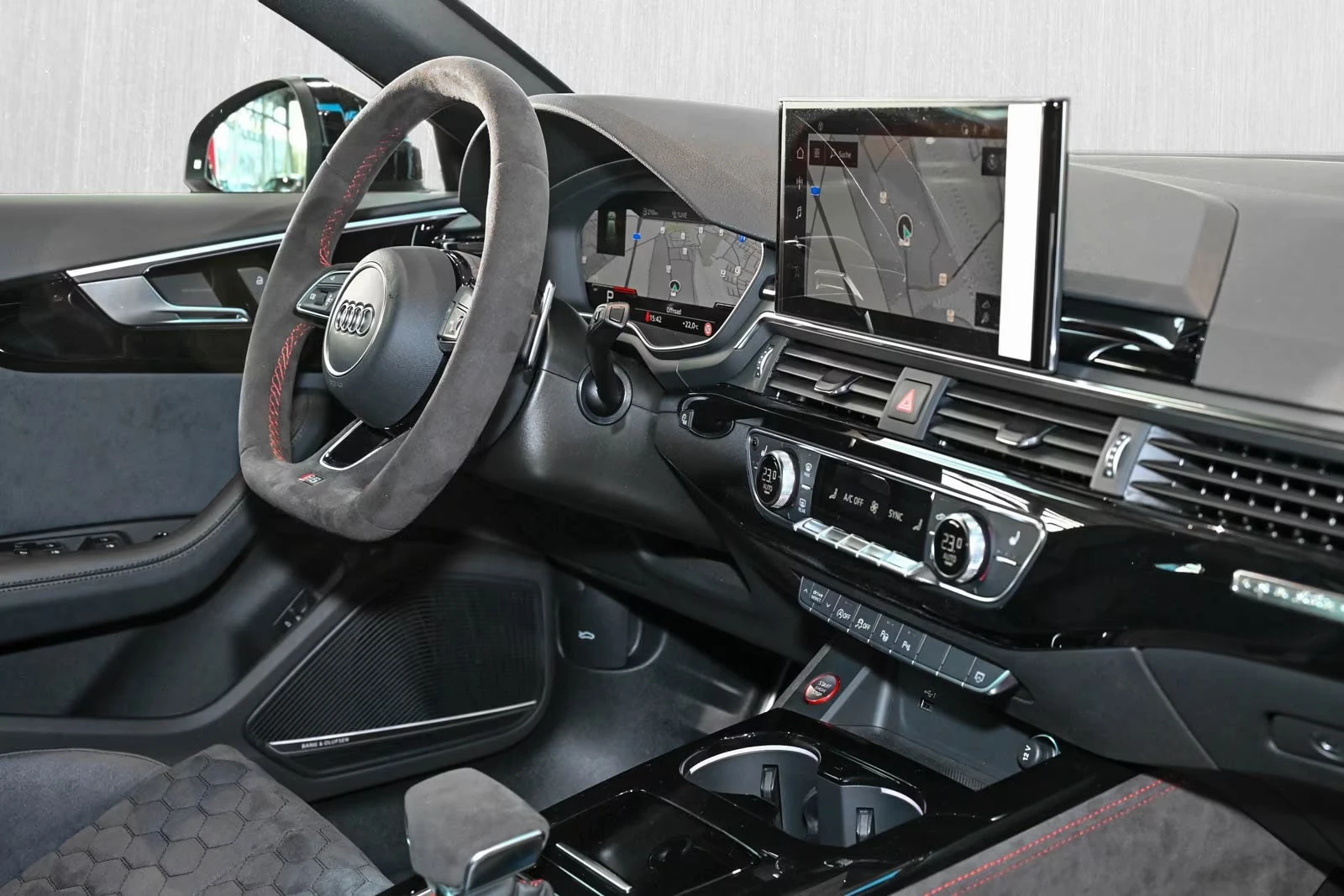 Audi Rs4 Avant * Schalensitze* Keramik* RS | Mobile.bg   6