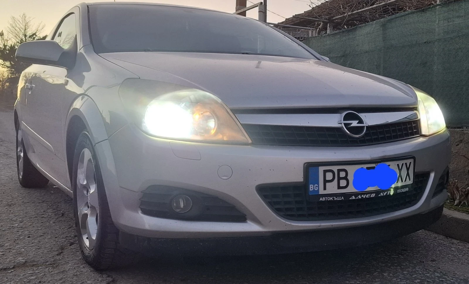 Opel Astra 150 к.с  GTC - изображение 3