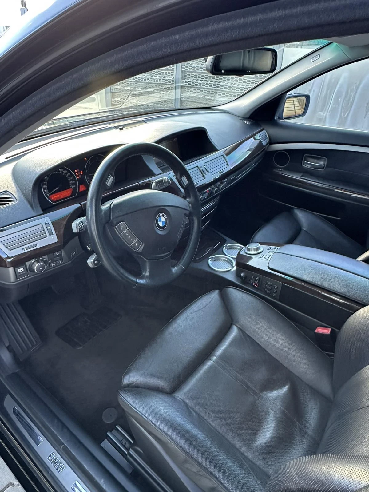 BMW 745 E66 745d 333kc  - изображение 6