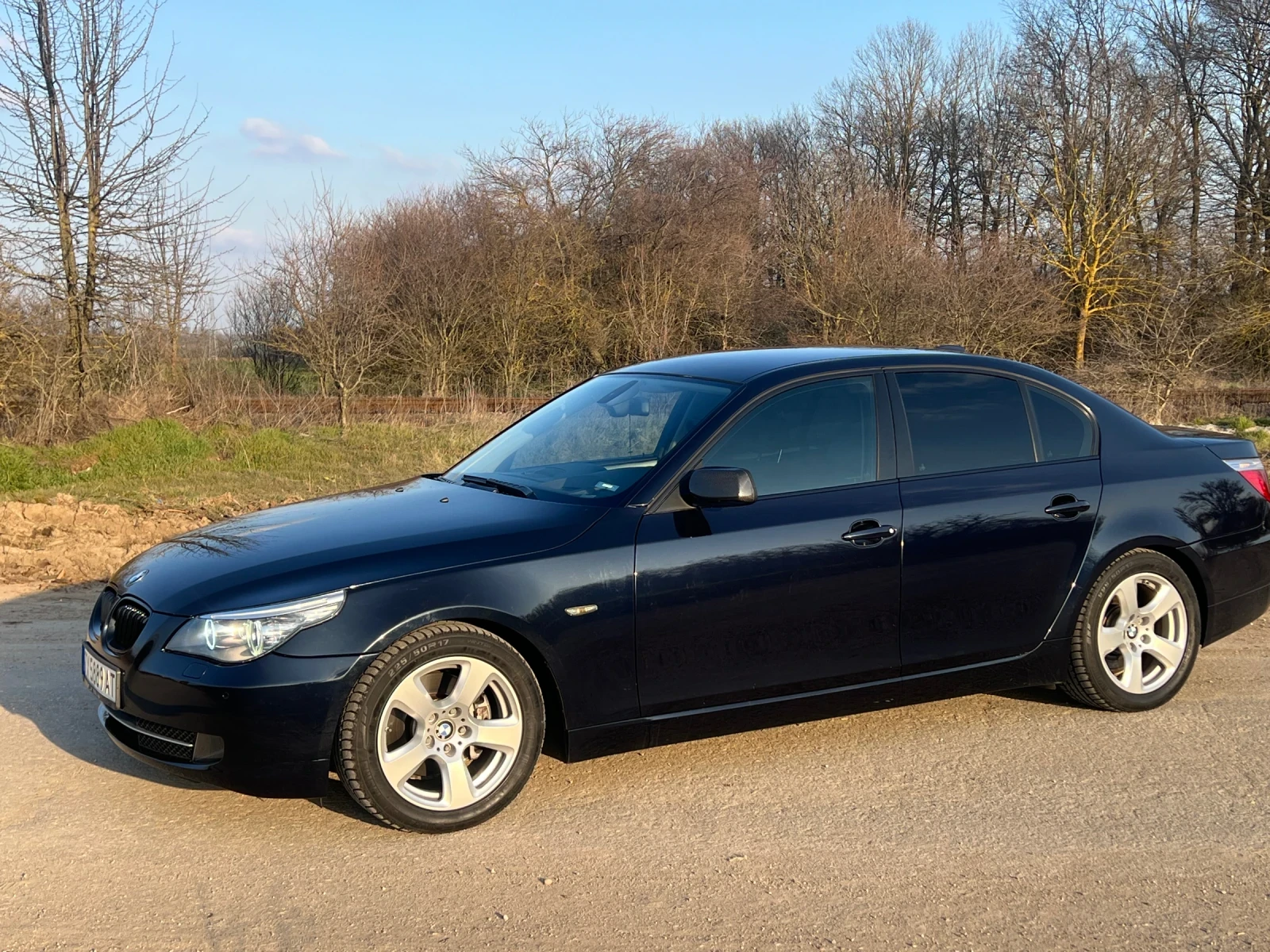 BMW 525 LCI, снимка 4 - Автомобили и джипове - 53910642